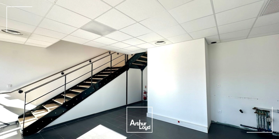 Locaux d'activité & Entrepôts - Location - GIGNAC LA NERTHE - 13180 - 273-273 - 7790930