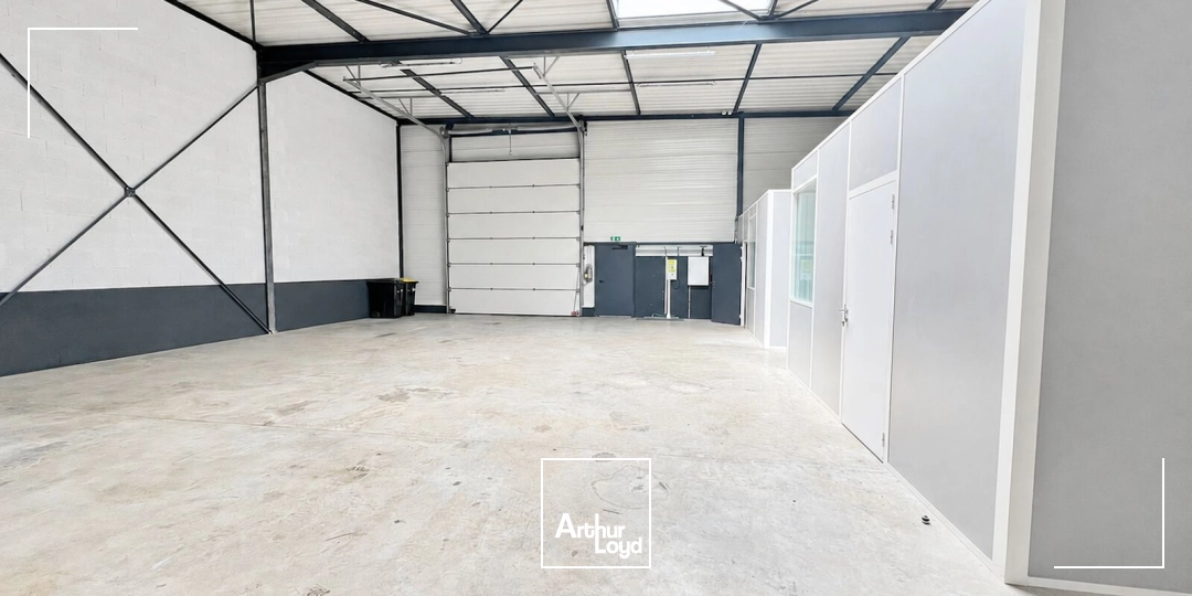 Locaux d'activité & Entrepôts - Location - SORBIERS - 42290 - 218-654 - 7791453