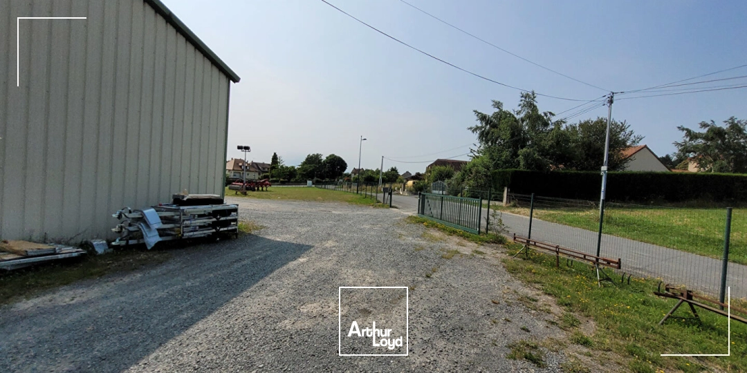 Locaux commerciaux - Vente - SAINT YRIEIX LA PERCHE - 87500 - 800-800 - 7791535