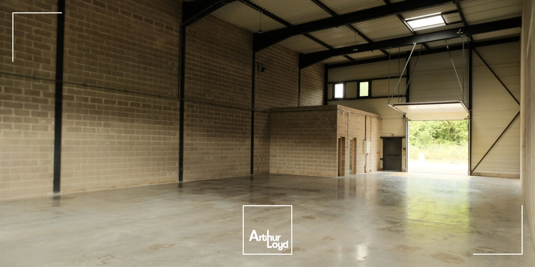 Locaux d'activité & Entrepôts - Location - BEAUVAIS - 60000 - 300-1200 - 7799464