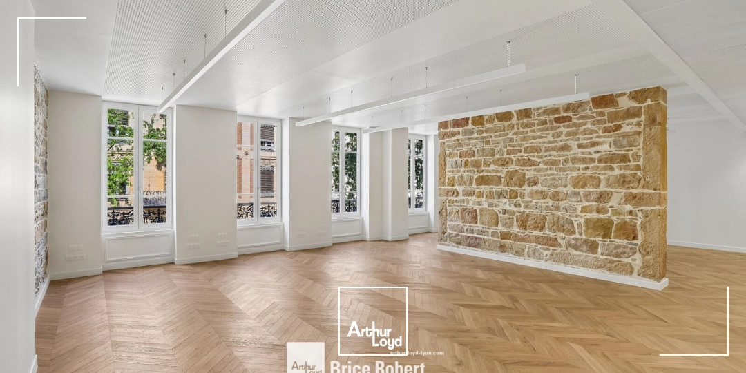 Bureaux - Location - LYON - 69002 - 157-645 - 7801405