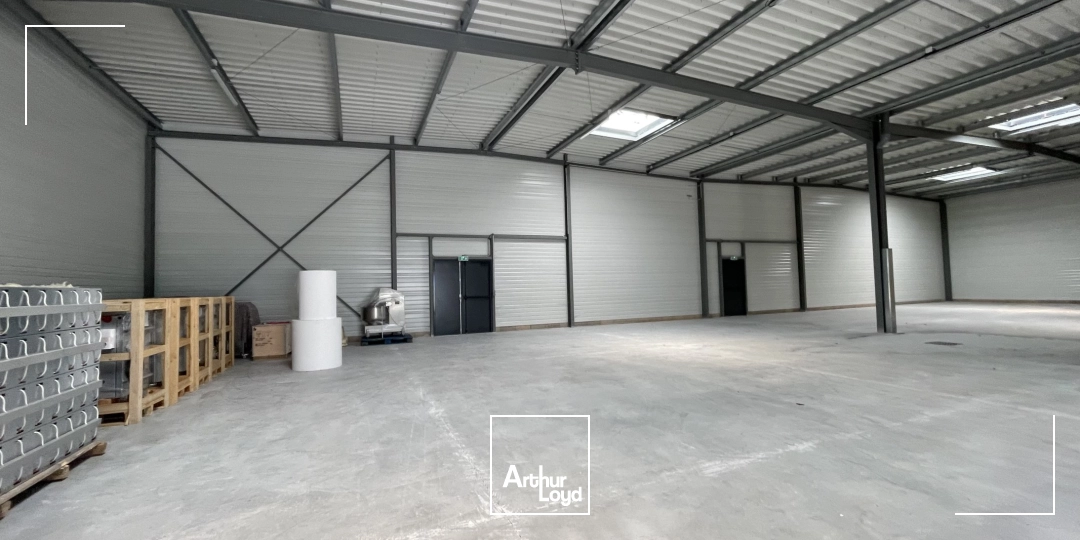 Locaux d'activité & Entrepôts - Vente - CROUY - 02880 - 772-772 - 7801649