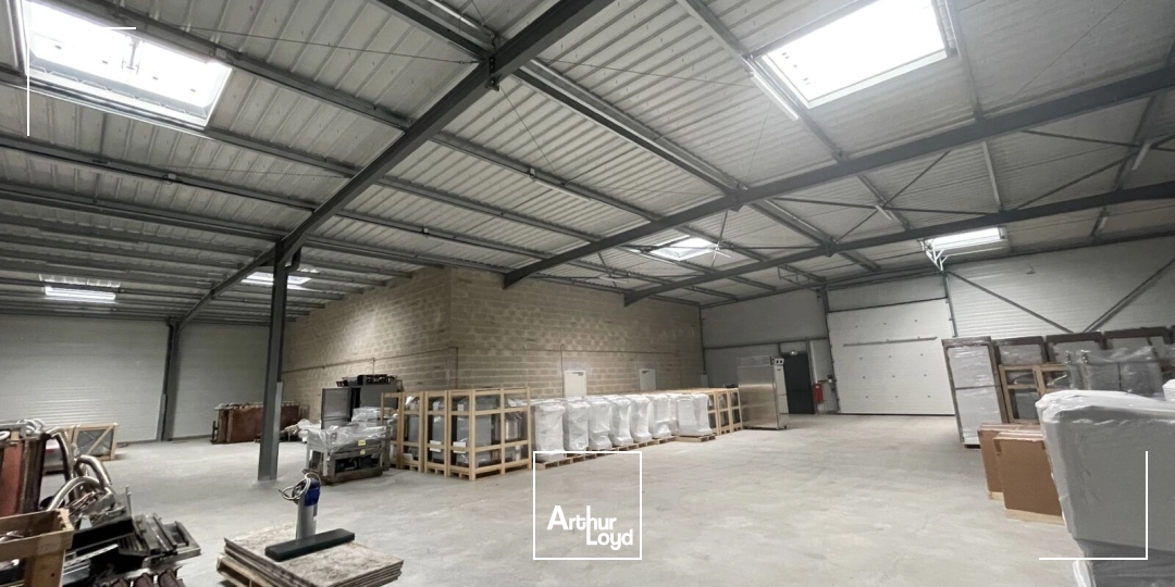 Locaux d'activité & Entrepôts - Vente - CROUY - 02880 - 772-772 - 7801648