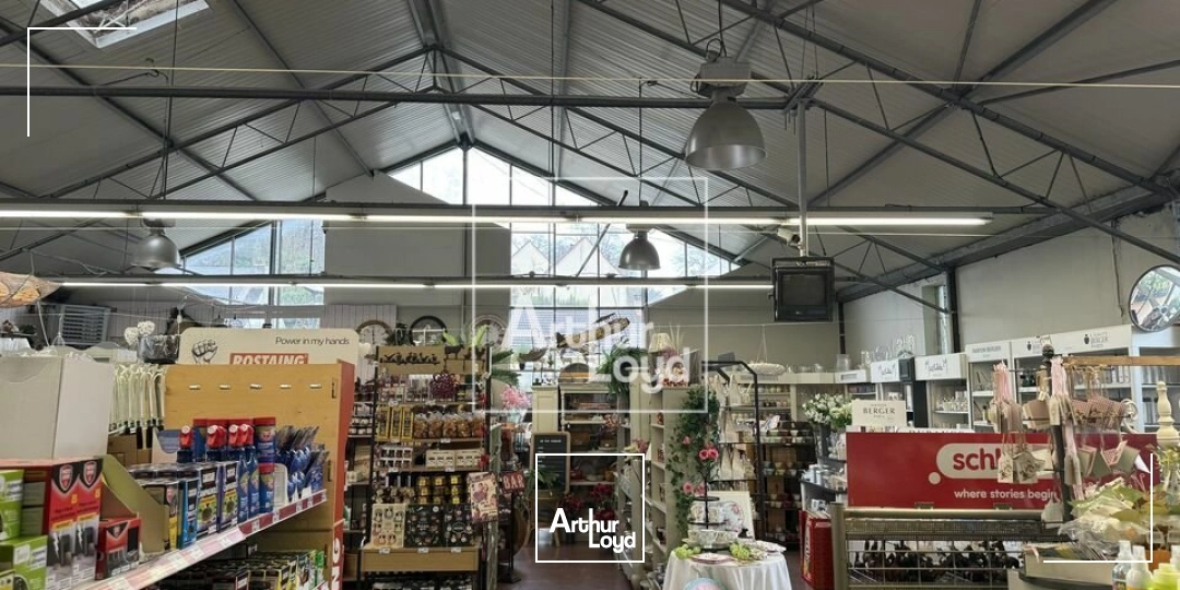 Locaux commerciaux - Vente - NEMOURS - 77140 - 900-900 - 7822814