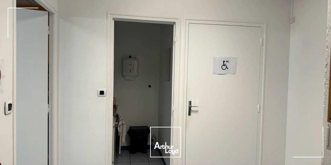 Locaux commerciaux - Vente - JOUE LES TOURS - 37300 - 104.67-104.67 - 7824452