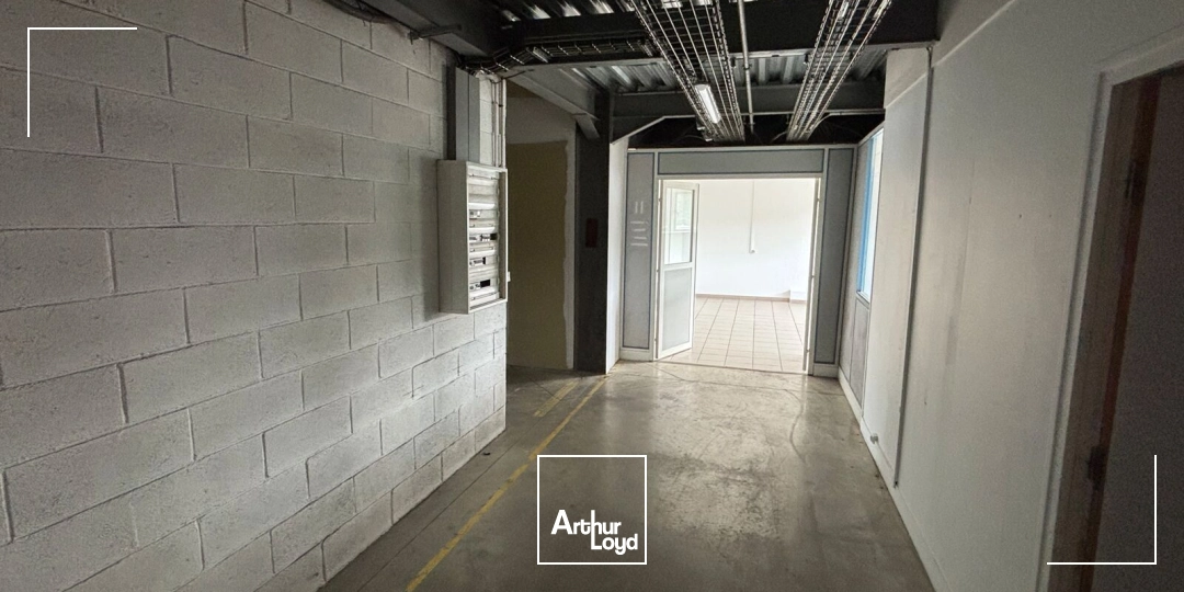Locaux d'activité & Entrepôts - Location - BEAUVAIS - 60000 - 188-188 - 7824545