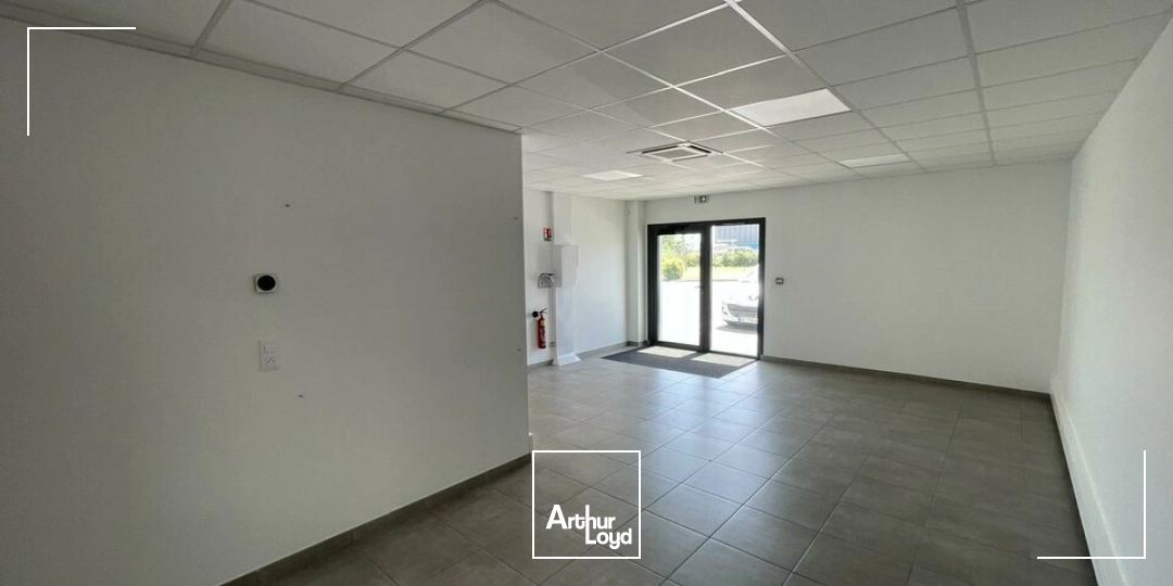 Locaux d'activité & Entrepôts - Location - DOMPIERRE-SUR-YON - 85170 - 747-747 - 7826378
