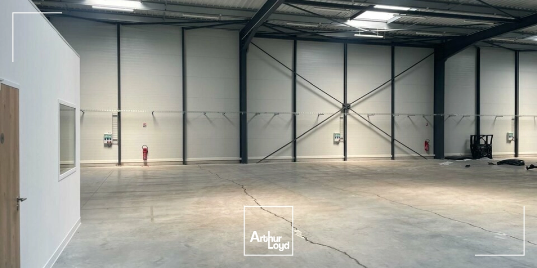 Locaux d'activité & Entrepôts - Location - DOMPIERRE-SUR-YON - 85170 - 747-747 - 7826374