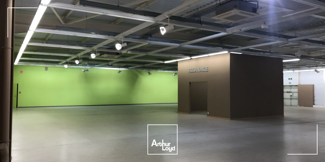 Locaux commerciaux - Location - BOHAIN EN VERMANDOIS - 02110 - 850-850 - 7826435