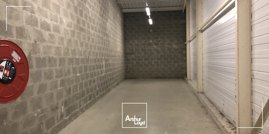 Locaux commerciaux - Location - BOHAIN EN VERMANDOIS - 02110 - 850-850 - 7826436