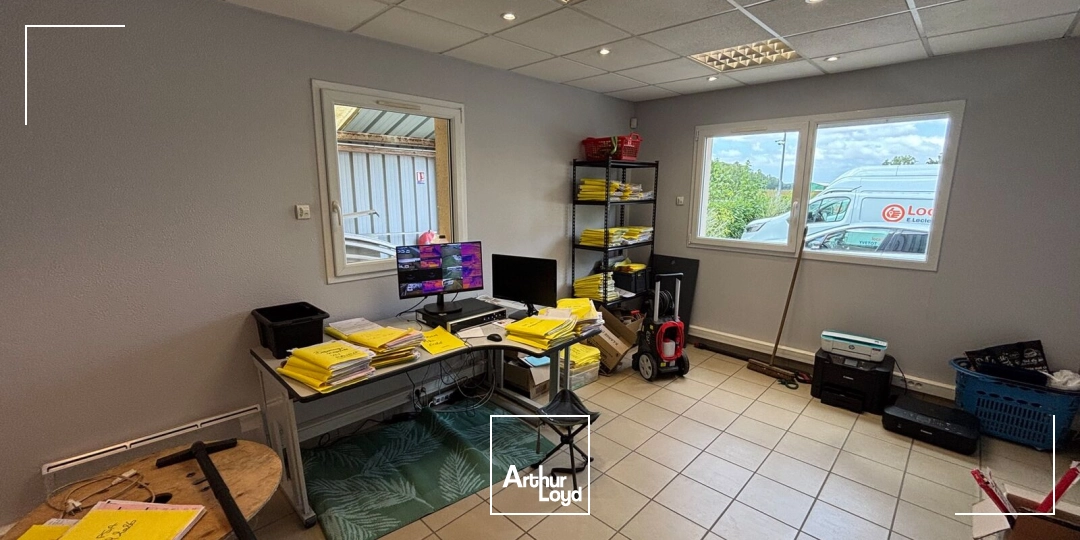 Locaux d'activité & Entrepôts - Location - QUINCAMPOIX - 76230 - 450-450 - 7827580