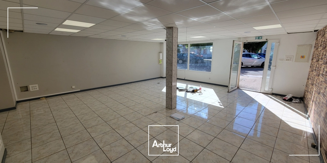 Locaux commerciaux - Location - L isle sur le doubs - 25250 - 75-75 - 7827926