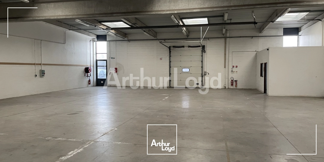 Locaux d'activité & Entrepôts - Location - ROOST WARENDIN - 59286 - 182-1384 - 7829345