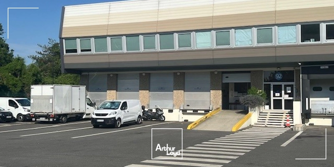 Locaux d'activité & Entrepôts - Location - BUC - 78530 - 615-1395 - 7829987