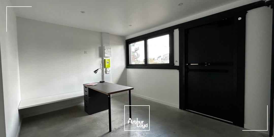 Locaux d'activité & Entrepôts - Location - ARTIGUES PRES BORDEAUX - 33370 - 129-129 - 7832231