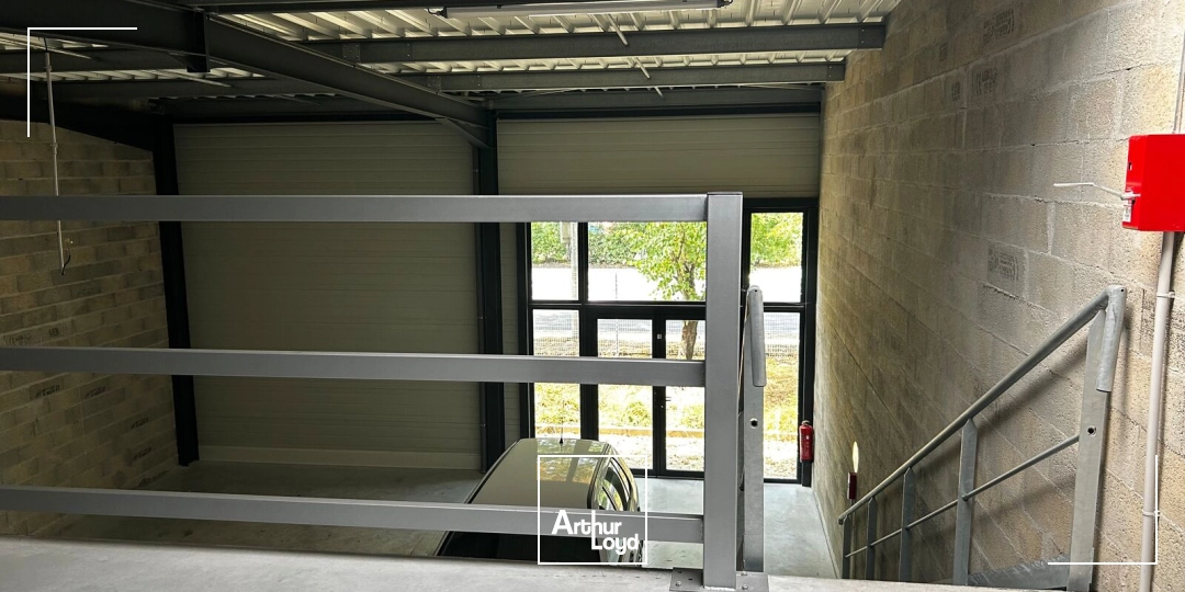 Locaux d'activité & Entrepôts - Location - ARTIGUES PRES BORDEAUX - 33370 - 129-129 - 7832229
