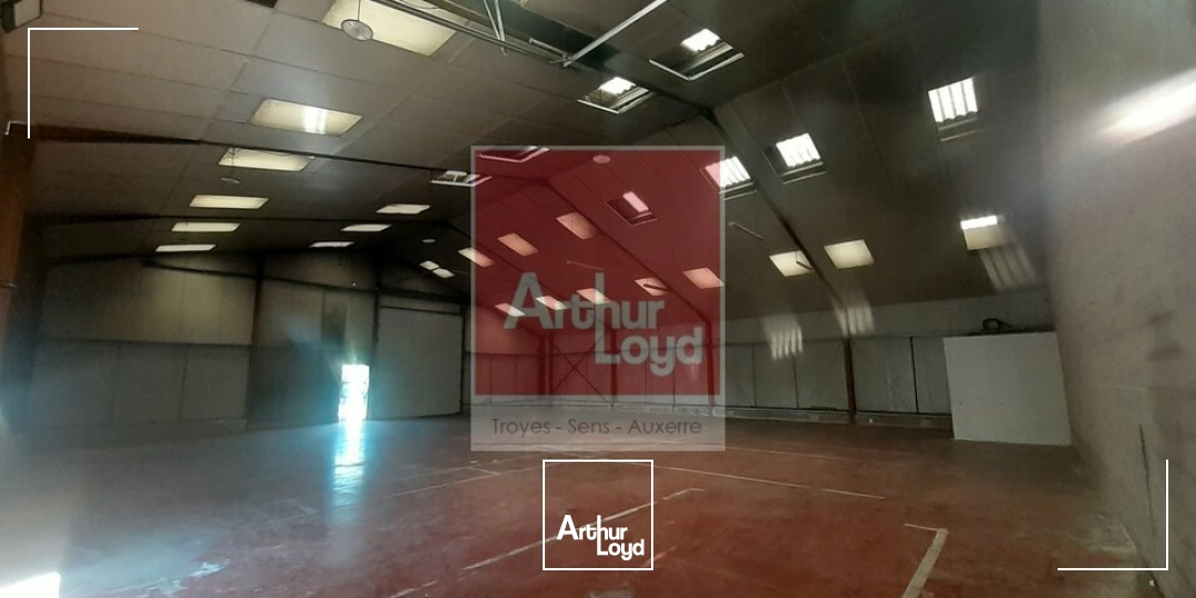Locaux d'activité & Entrepôts - Location - SAINT-ANDRÉ-LES-VERGERS - 10120 - 400-400 - 7837315