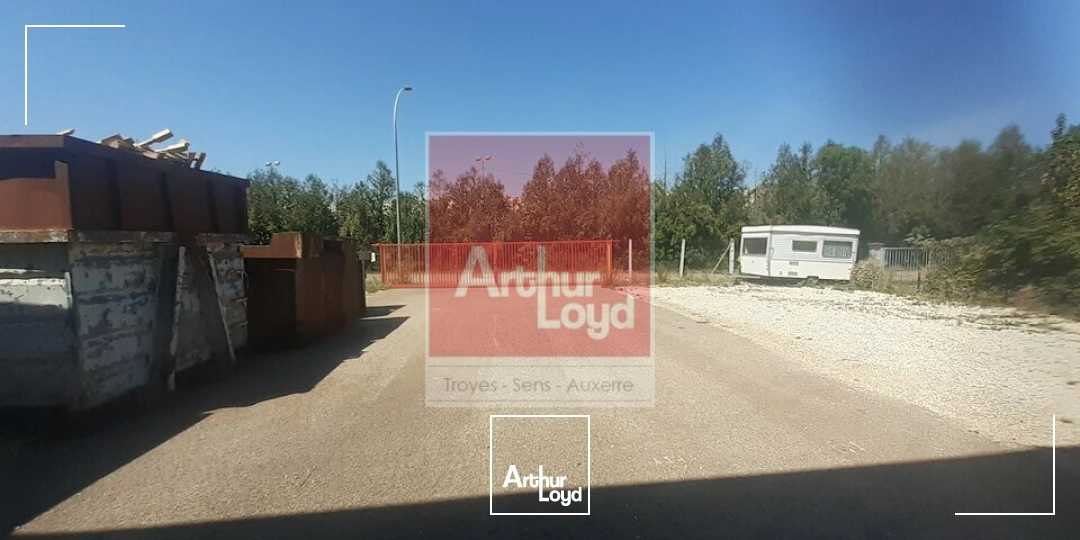 Locaux d'activité & Entrepôts - Location - SAINT-ANDRÉ-LES-VERGERS - 10120 - 400-400 - 7837317