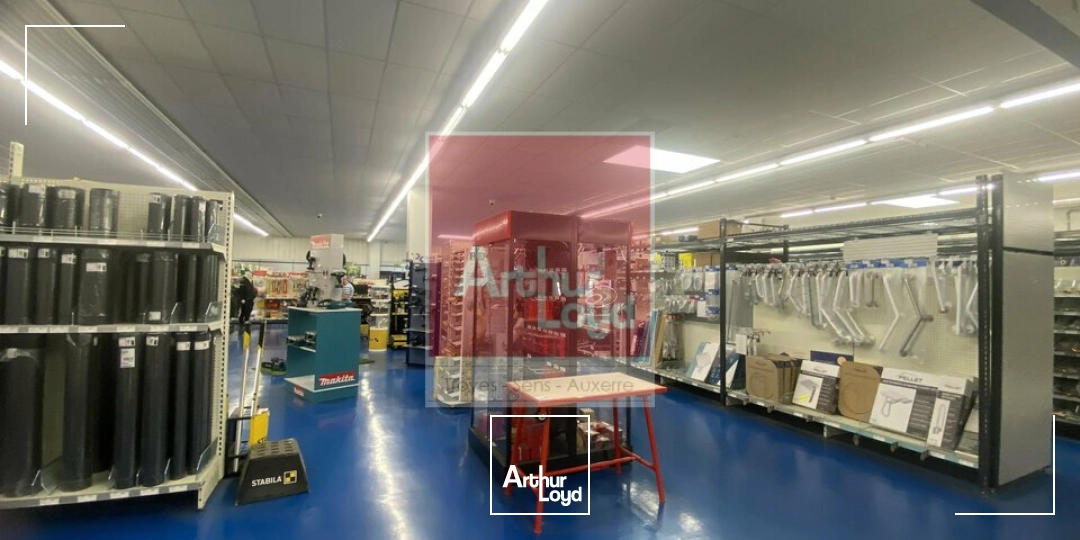 Locaux d'activité & Entrepôts - Location - LA CHAPELLE-SAINT-LUC - 10600 - 879-6704 - 7838033