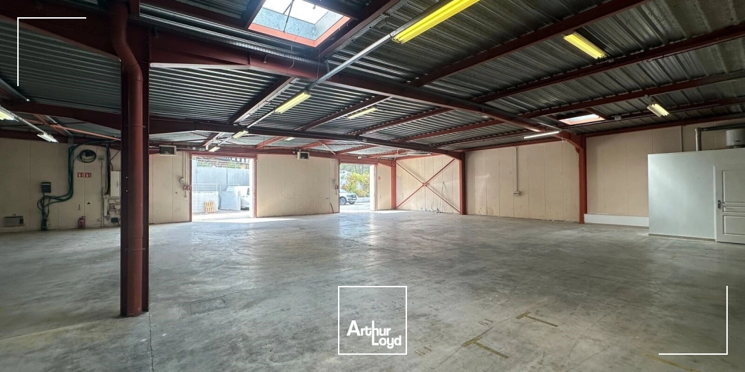 Locaux d'activité & Entrepôts - Location - AIX EN PROVENCE - 13290 - 360-1821 - 7838062