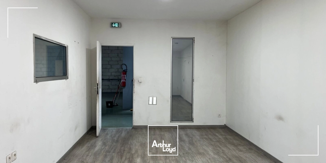 Locaux d'activité & Entrepôts - Location - MONTATAIRE - 60160 - 399-399 - 7838293