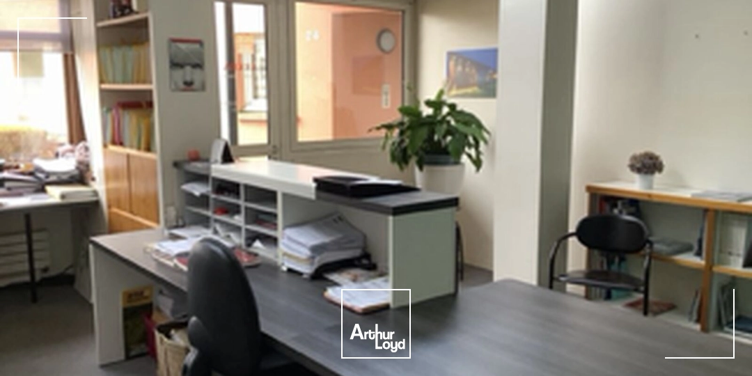 Bureaux - Location - EU - 76260 - 194.95-194.95 - 7842420