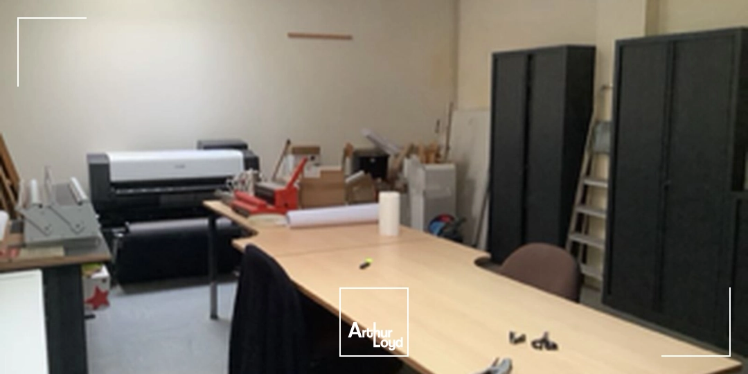 Bureaux - Location - EU - 76260 - 194.95-194.95 - 7842422
