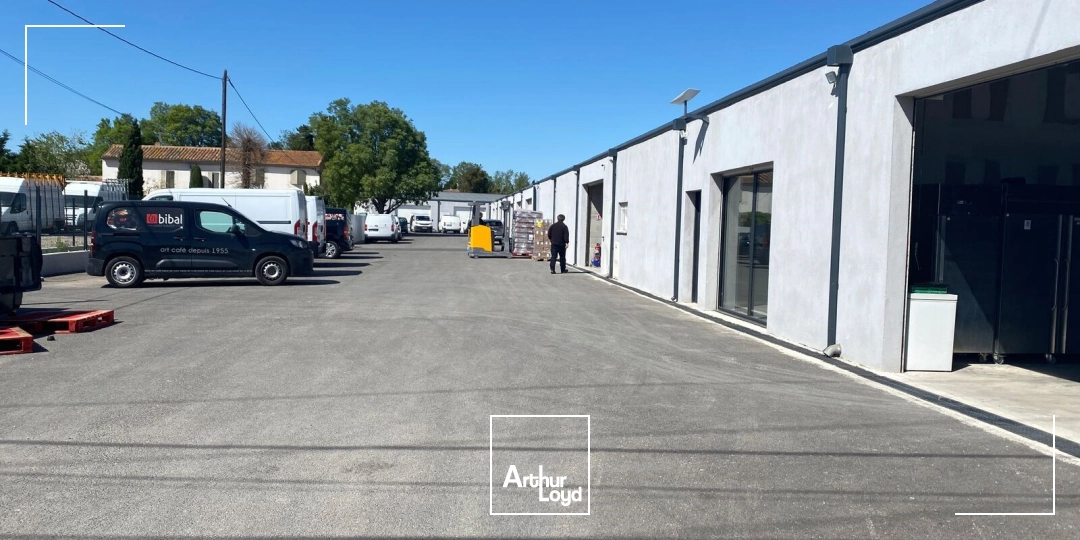 Locaux d'activité & Entrepôts - Location - SALON DE PROVENCE - 13300 - 200-200 - 7850529