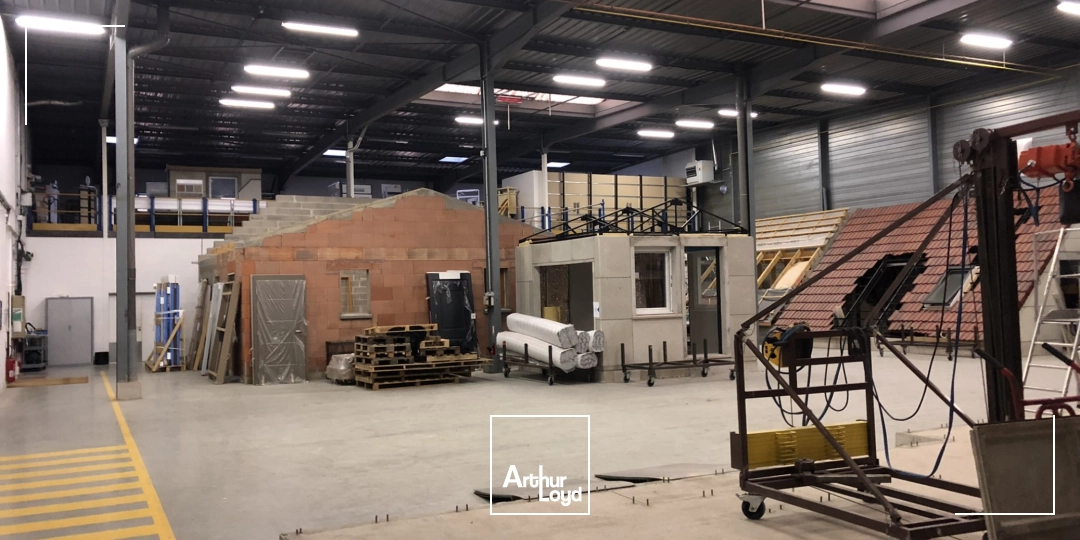 Locaux d'activité & Entrepôts - Location - GOUSSAINVILLE - 95190 - 1933-1933 - 7850984