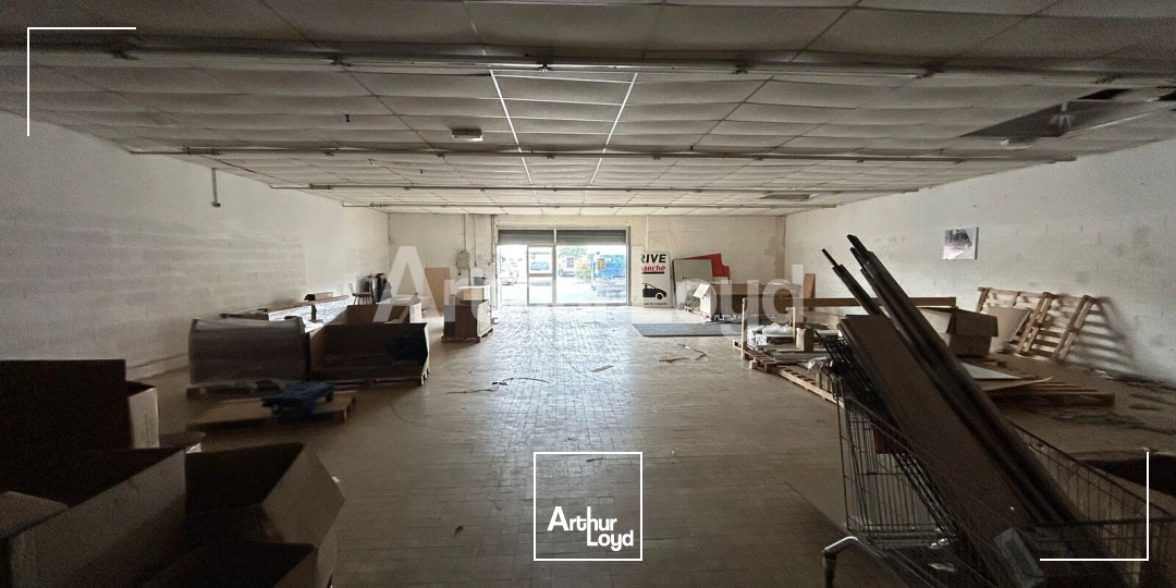 Locaux commerciaux - Location - MONTIGNY EN OSTREVENT - 59182 - 120-416 - 7853575