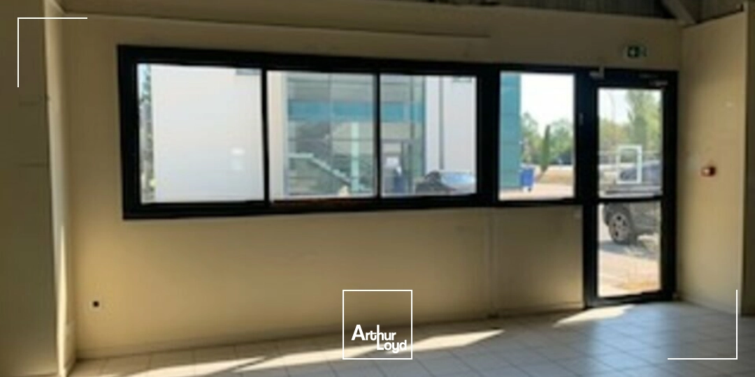 Bureaux - Location - ENTRAIGUES SUR LA SORGUE - 84320 - 280-451 - 7857816