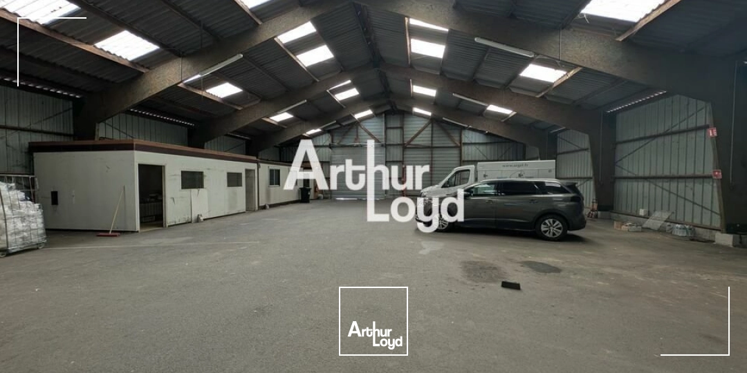 Locaux d'activité & Entrepôts - Location - SAINT-JACQUES-DE-LA-LANDE - 35136 - 500-500 - 7858646