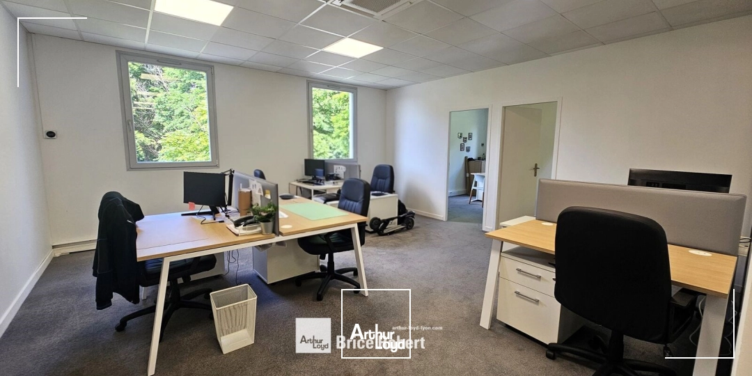 Bureaux - Location - SAINT PRIEST - 69800 - 104.38-104.38 - 7867537