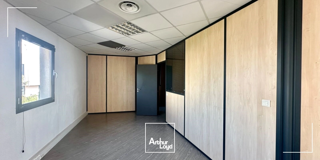 Locaux d'activité & Entrepôts - Location - AIX EN PROVENCE - 13290 - 260-260 - 7868274