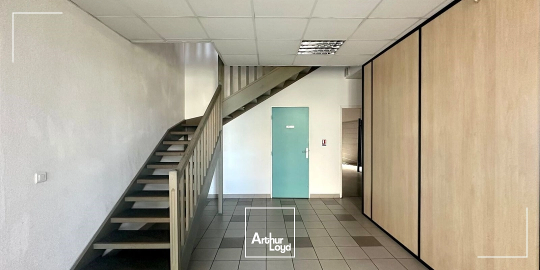 Locaux d'activité & Entrepôts - Location - AIX EN PROVENCE - 13290 - 260-260 - 7868266