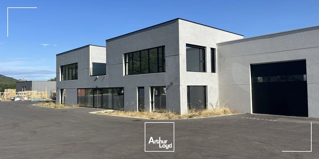 Locaux d'activité & Entrepôts - Location - SAINT ESTEVE JANSON - 13610 - 1550-1550 - 7868810