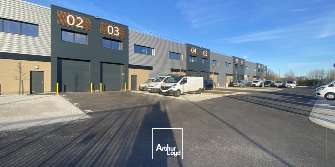 Locaux d'activité & Entrepôts - Location - MEYREUIL - 13590 - 242-242 - 7869846