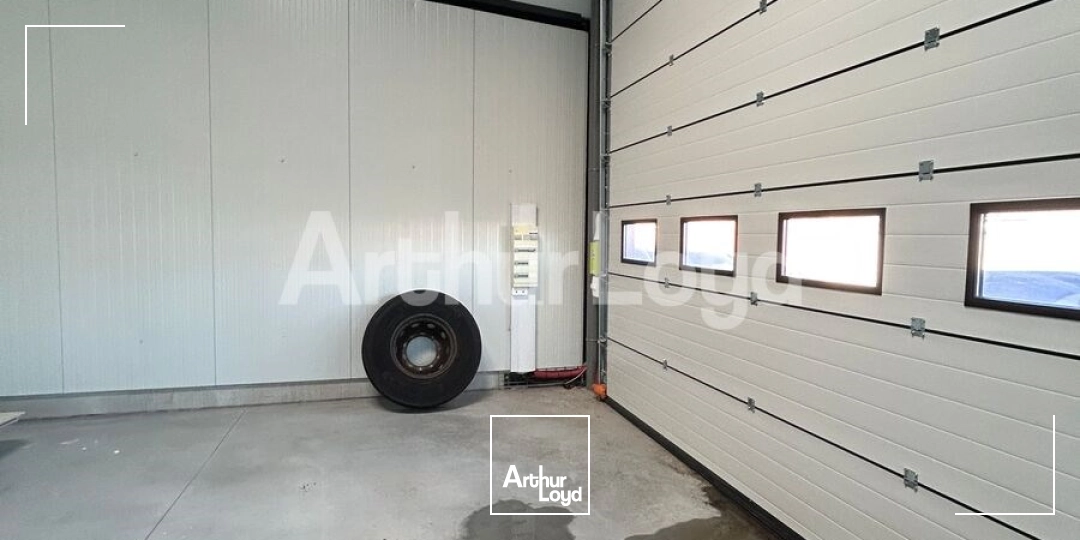 Locaux d'activité & Entrepôts - Location - PETITE FORET - 59494 - 168-168 - 7872716