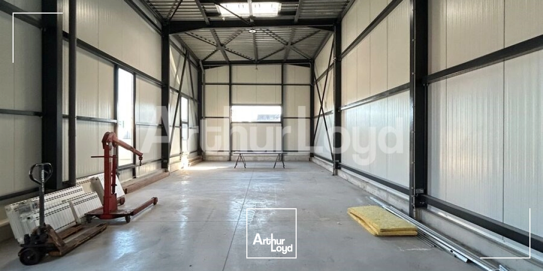 Locaux d'activité & Entrepôts - Location - PETITE FORET - 59494 - 168-168 - 7872719