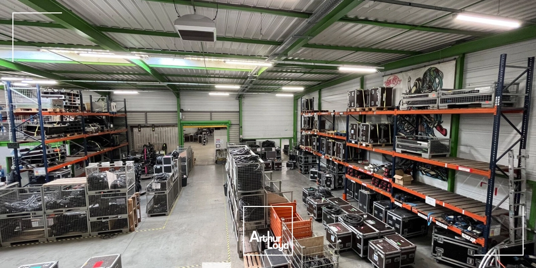 Locaux d'activité & Entrepôts - Location - CHASSIEU - 69680 - 2600-2600 - 7876274