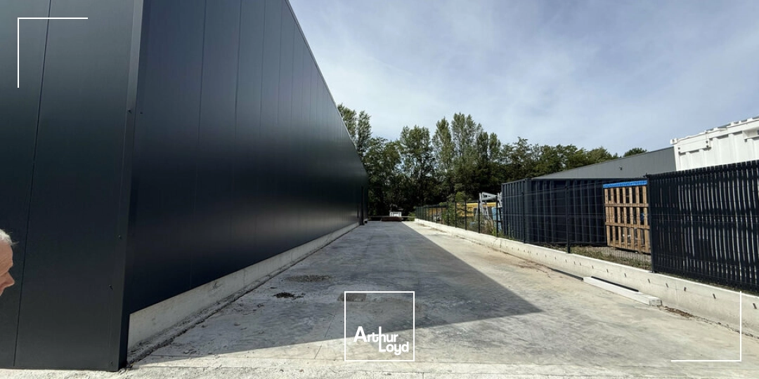Locaux d'activité & Entrepôts - Location - DONZENAC - 19270 - 200-500 - 7877410