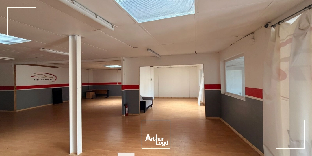 Locaux d'activité & Entrepôts - Location - SAINT PRIEST - 69800 - 270-270 - 7896659