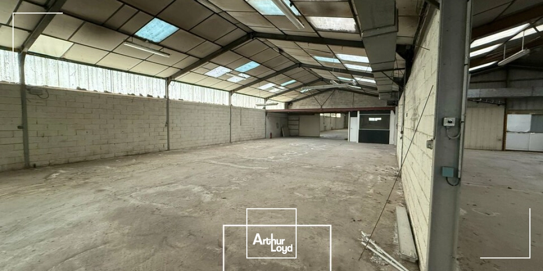 Locaux d'activité & Entrepôts - Vente - TERRASSON-LAVILLEDIEU - 24120 - 3800-3800 - 7909941