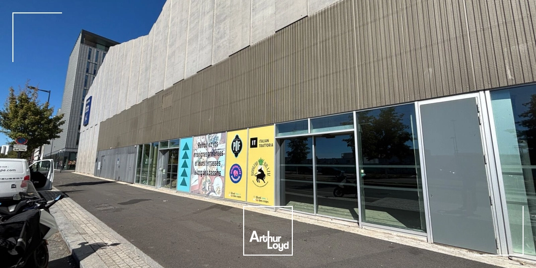 Locaux commerciaux - Location - BORDEAUX - 33300 - 221.2-983.3 - 7911931