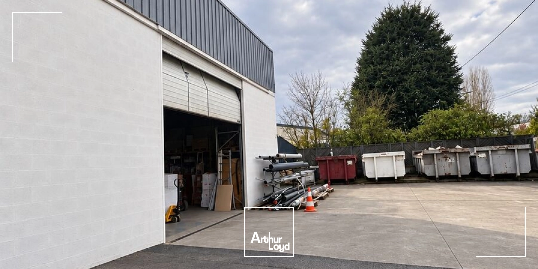 Locaux d'activité & Entrepôts - Location - SAINT JEAN DE BRAYE - 45800 - 692.35-692.35 - 7916045