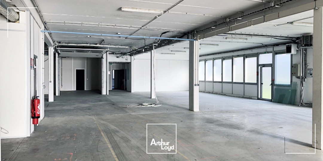 Locaux d'activité & Entrepôts - Location - GENNEVILLIERS - 92230 - 819-1638 - 7916222