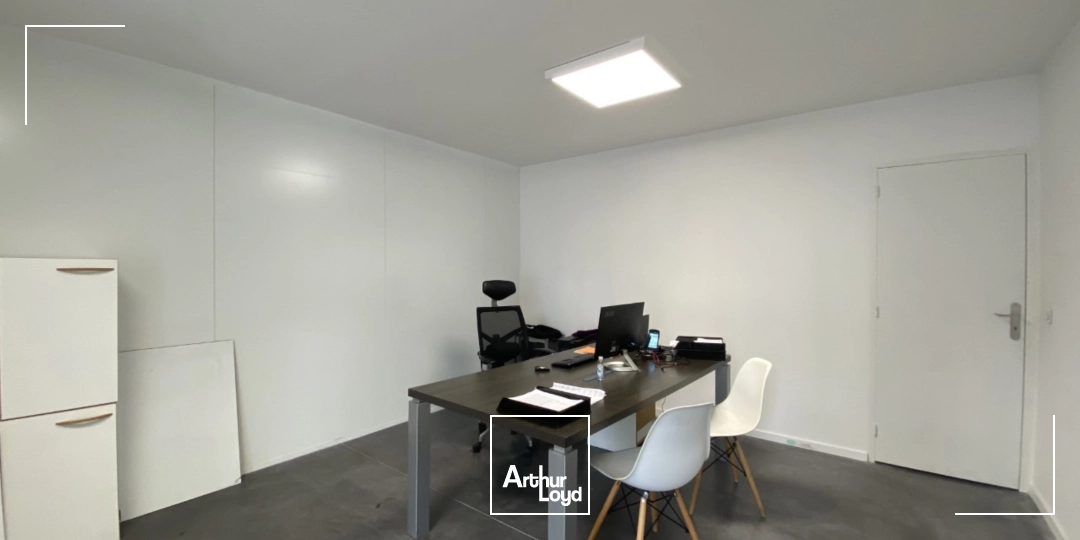 Locaux d'activité & Entrepôts - Location - VITROLLES - 13127 - 220-220 - 7917423