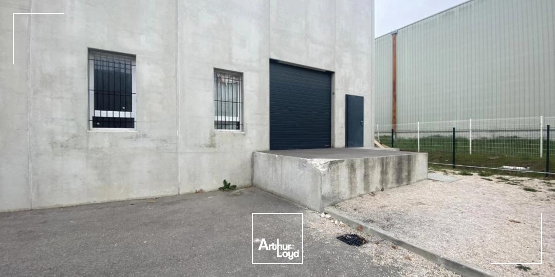 Locaux d'activité & Entrepôts - Location - VITROLLES - 13127 - 220-220 - 7917417