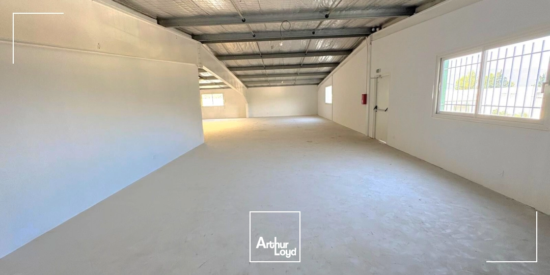 Locaux d'activité & Entrepôts - Location - GEMENOS - 13420 - 133-2314.8 - 7922300