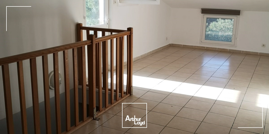 Bureaux - Location - SALON DE PROVENCE - 13300 - 80-80 - 7927320